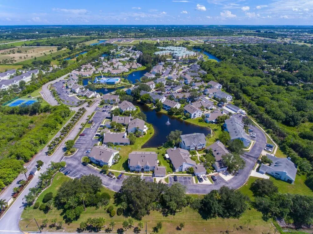 1901 Westminster Circle Vero Beach, FL 32966