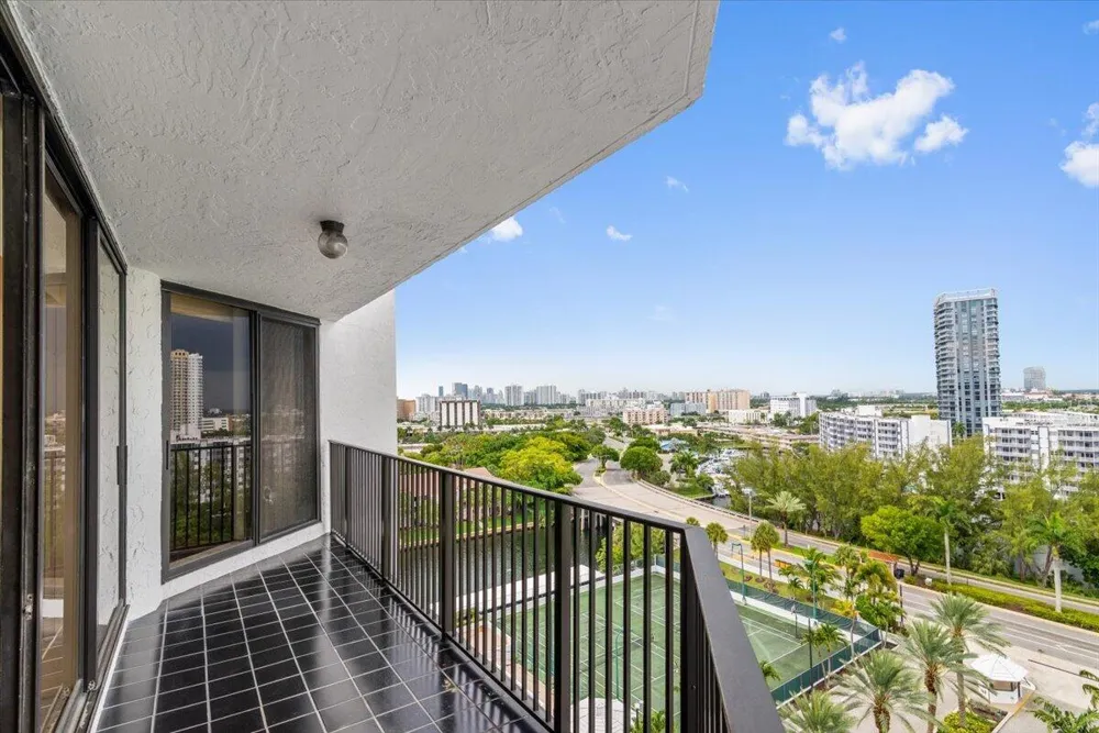 300 THREE ISLANDS BOULEVARD #312 Hallandale Beach, FL 33009