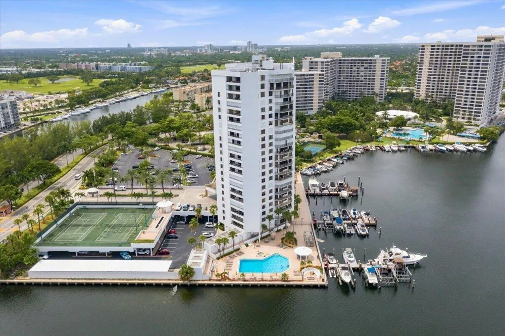 300 THREE ISLANDS BOULEVARD #312 Hallandale Beach, FL 33009