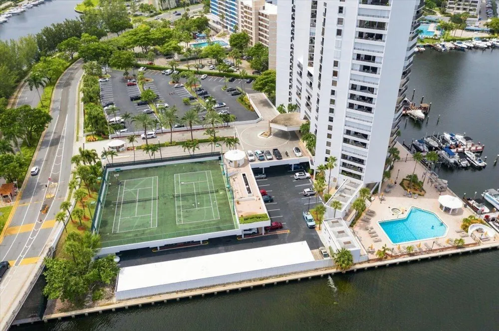 300 THREE ISLANDS BOULEVARD #312 Hallandale Beach, FL 33009