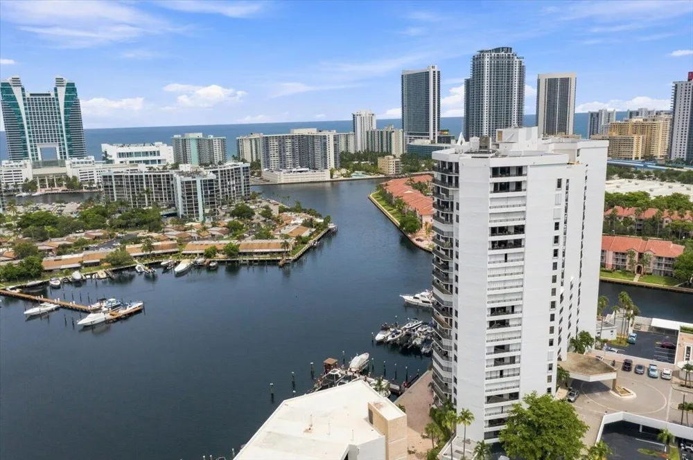 300 THREE ISLANDS BOULEVARD #312 Hallandale Beach, FL 33009