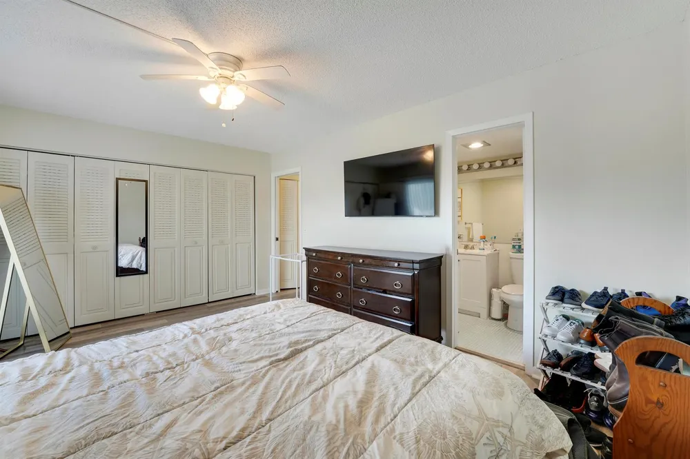 146 Mansfield D Boca Raton, FL 33434