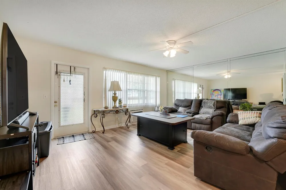 146 Mansfield D Boca Raton, FL 33434