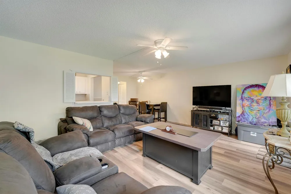 146 Mansfield D Boca Raton, FL 33434