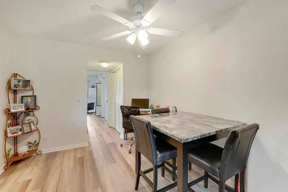 146 Mansfield D Boca Raton, FL 33434