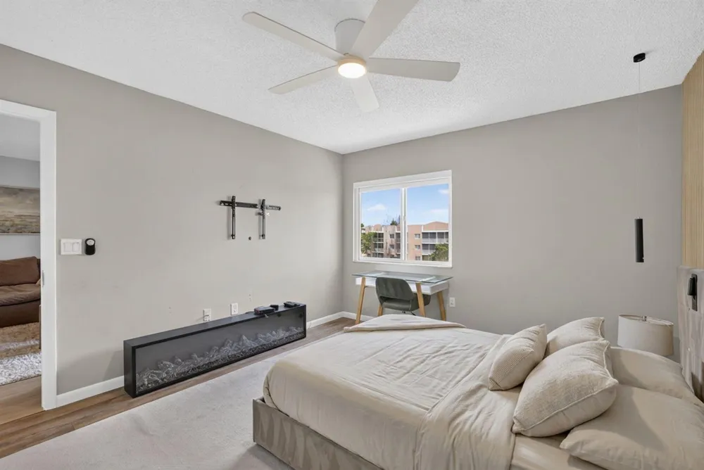 9537 Weldon Circle #405 Tamarac, FL 33321