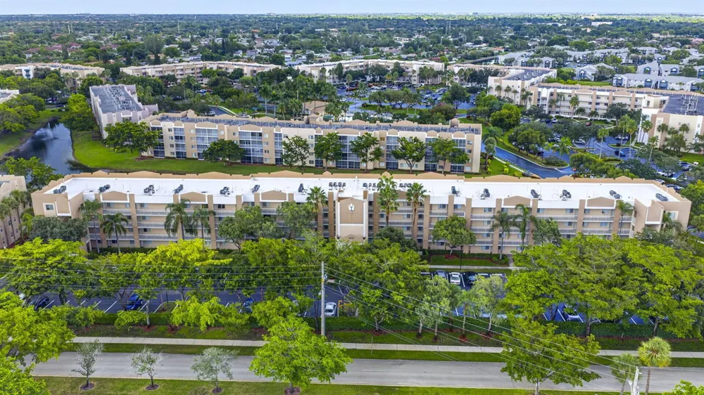 9537 Weldon Circle #405 Tamarac, FL 33321