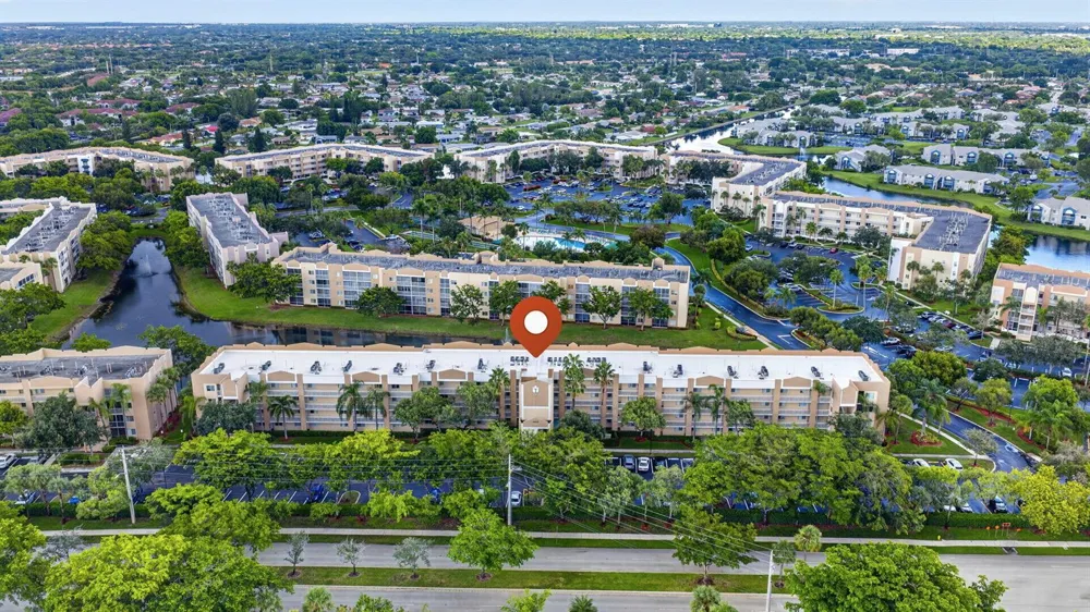 9537 Weldon Circle #405 Tamarac, FL 33321
