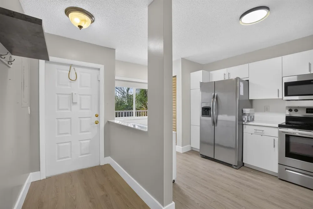9537 Weldon Circle #405 Tamarac, FL 33321