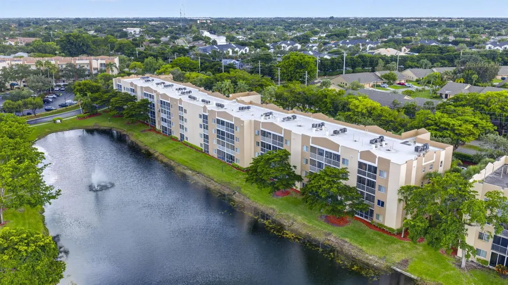 9537 Weldon Circle #405 Tamarac, FL 33321