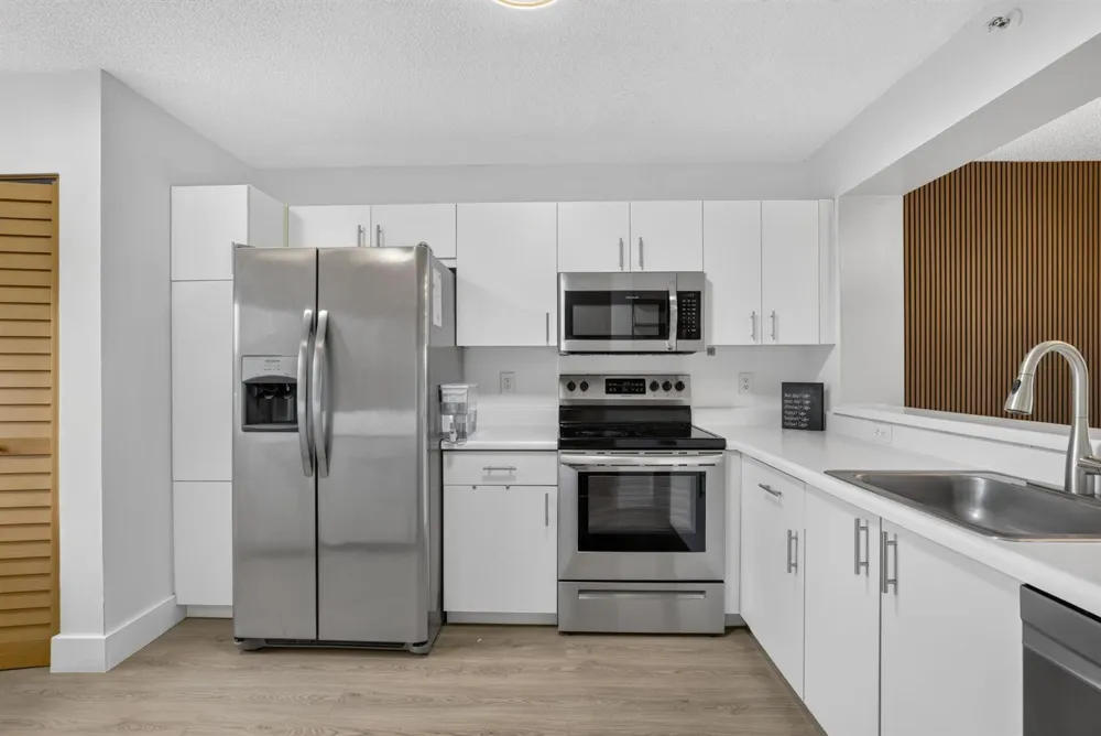 9537 Weldon Circle #405 Tamarac, FL 33321