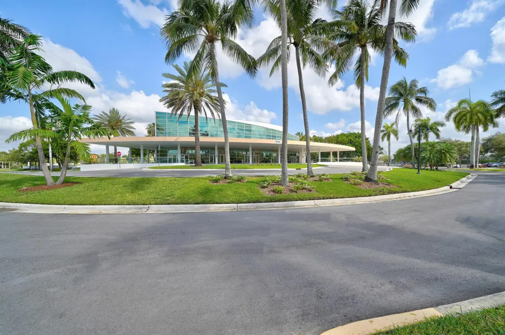 9537 Weldon Circle #405 Tamarac, FL 33321