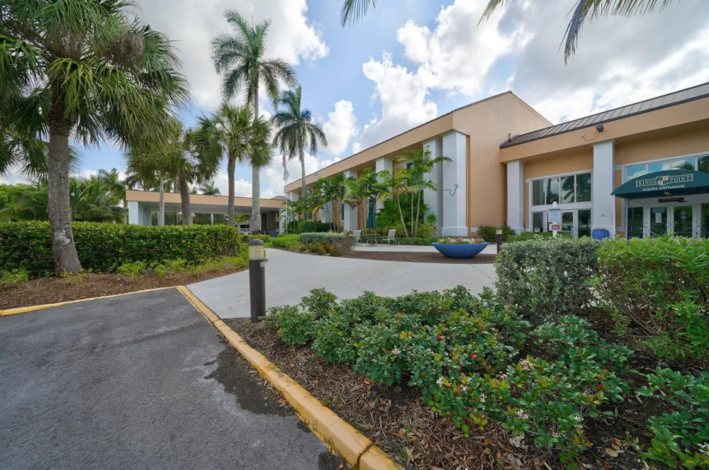 9537 Weldon Circle #405 Tamarac, FL 33321