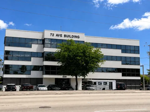 4995 NW 72nd Ave #308