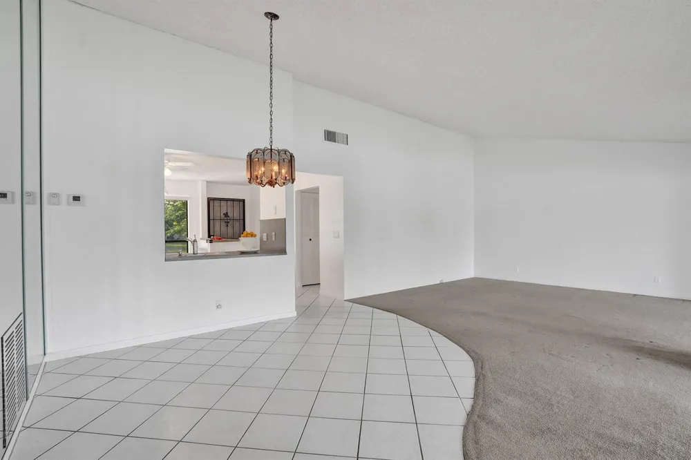 2129 SW 17TH CIRCLE Deerfield Beach, FL 33442