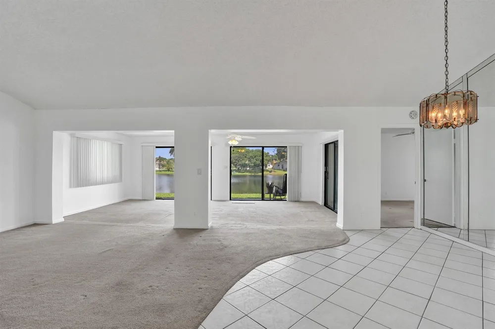 2129 SW 17TH CIRCLE Deerfield Beach, FL 33442