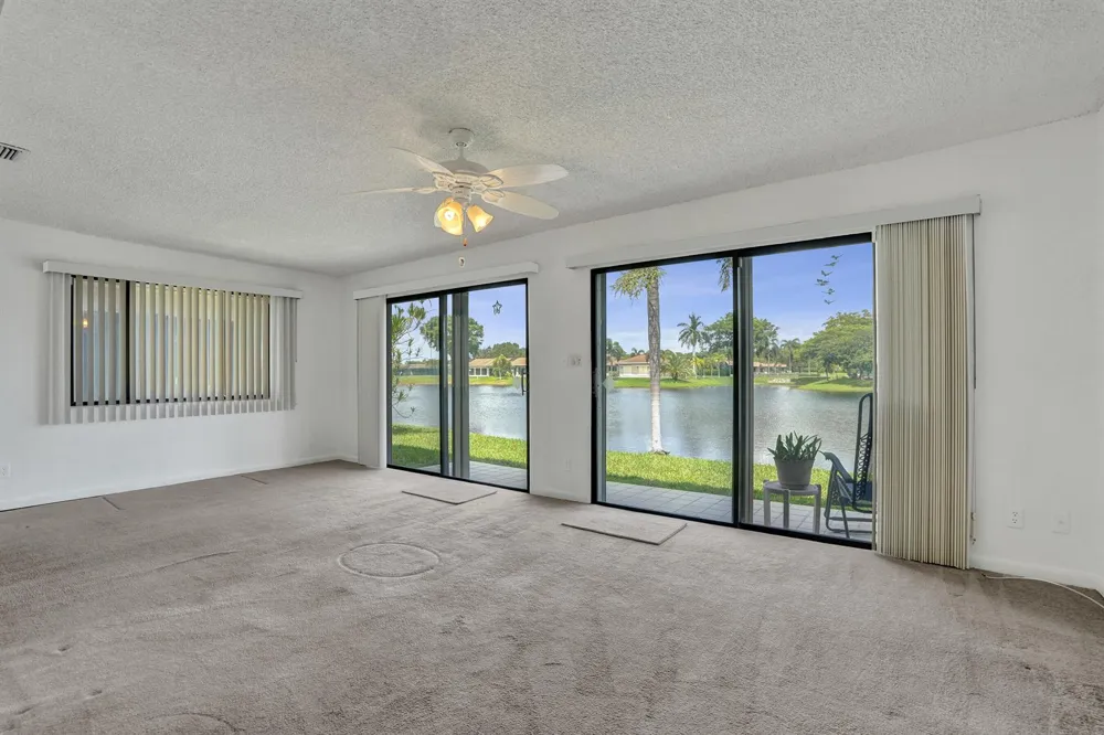 2129 SW 17TH CIRCLE Deerfield Beach, FL 33442