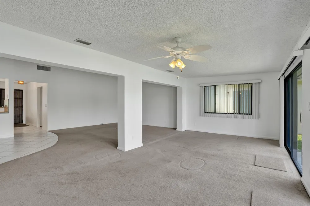 2129 SW 17TH CIRCLE Deerfield Beach, FL 33442