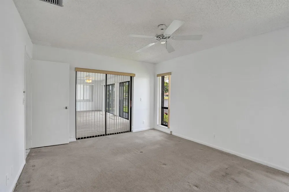 2129 SW 17TH CIRCLE Deerfield Beach, FL 33442