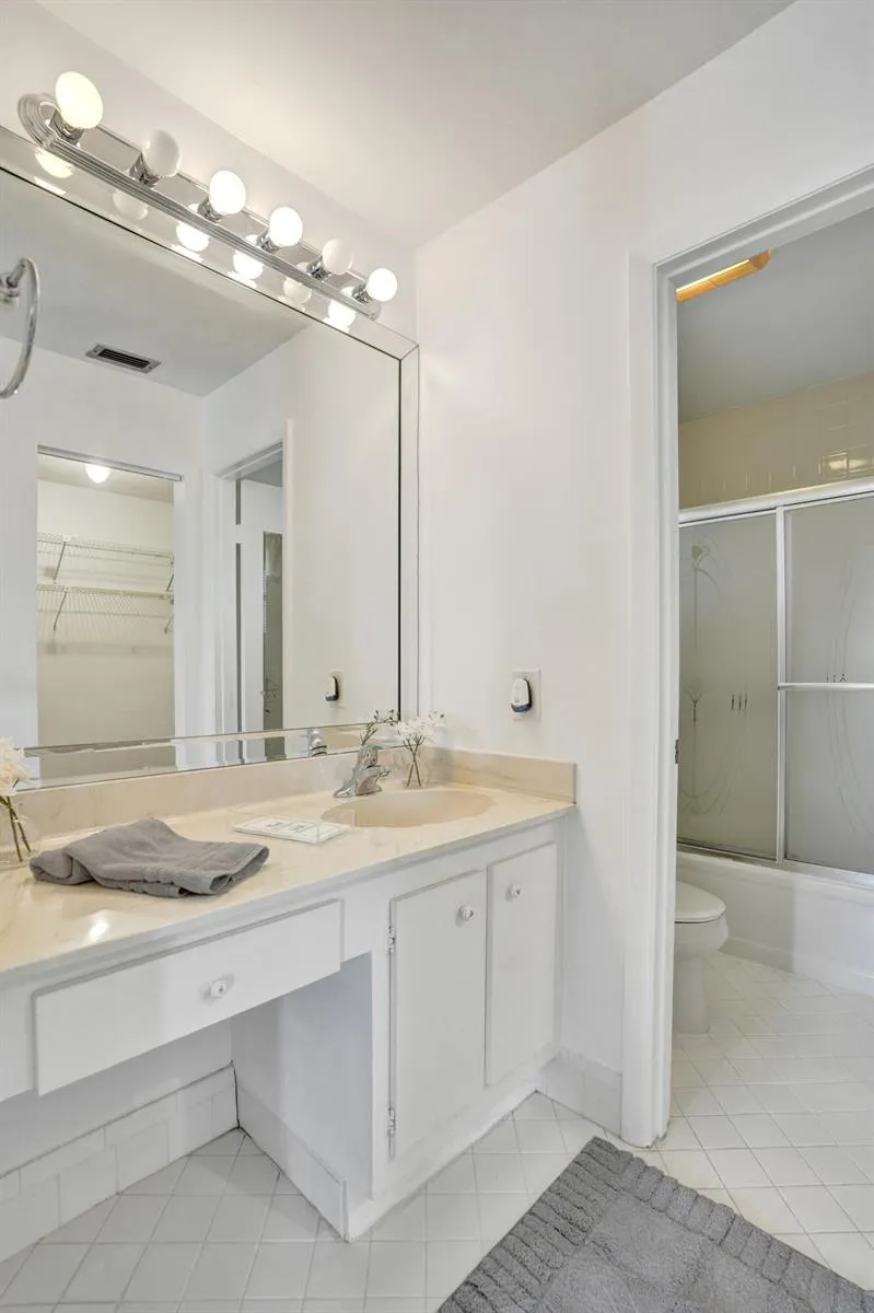 2129 SW 17TH CIRCLE Deerfield Beach, FL 33442