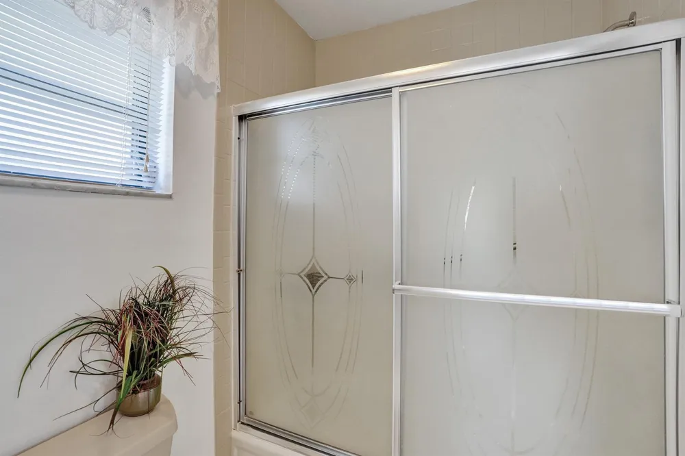 2129 SW 17TH CIRCLE Deerfield Beach, FL 33442
