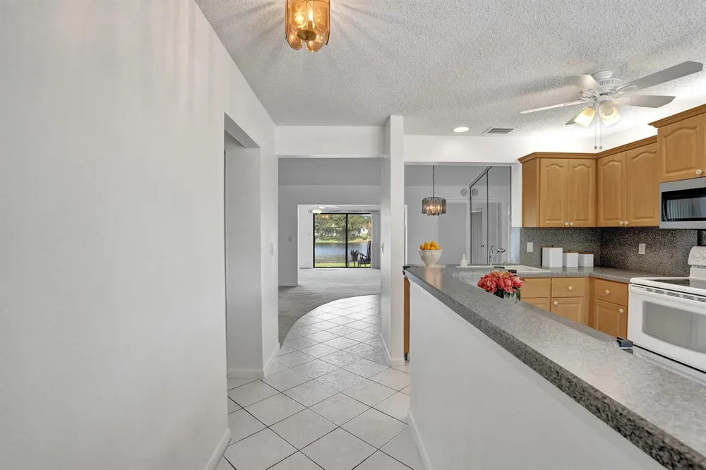 2129 SW 17TH CIRCLE Deerfield Beach, FL 33442