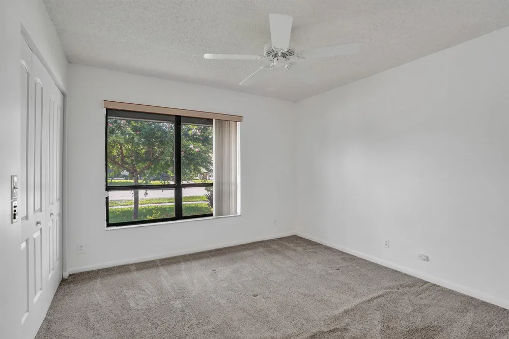 2129 SW 17TH CIRCLE Deerfield Beach, FL 33442