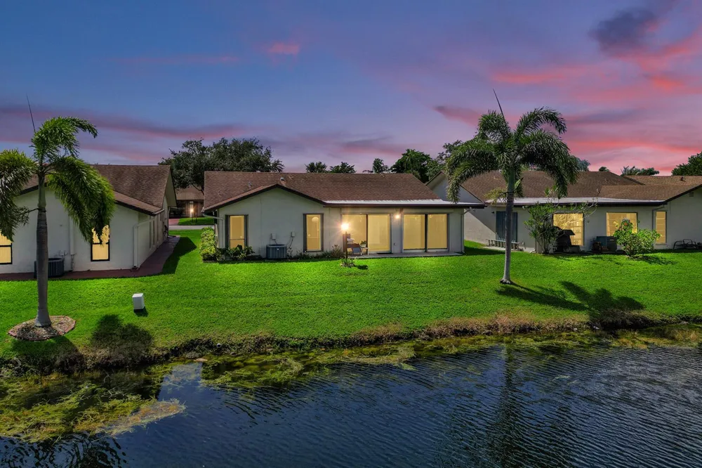 2129 SW 17TH CIRCLE Deerfield Beach, FL 33442