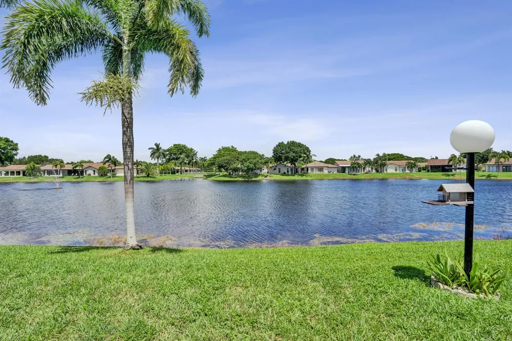 2129 SW 17TH CIRCLE Deerfield Beach, FL 33442