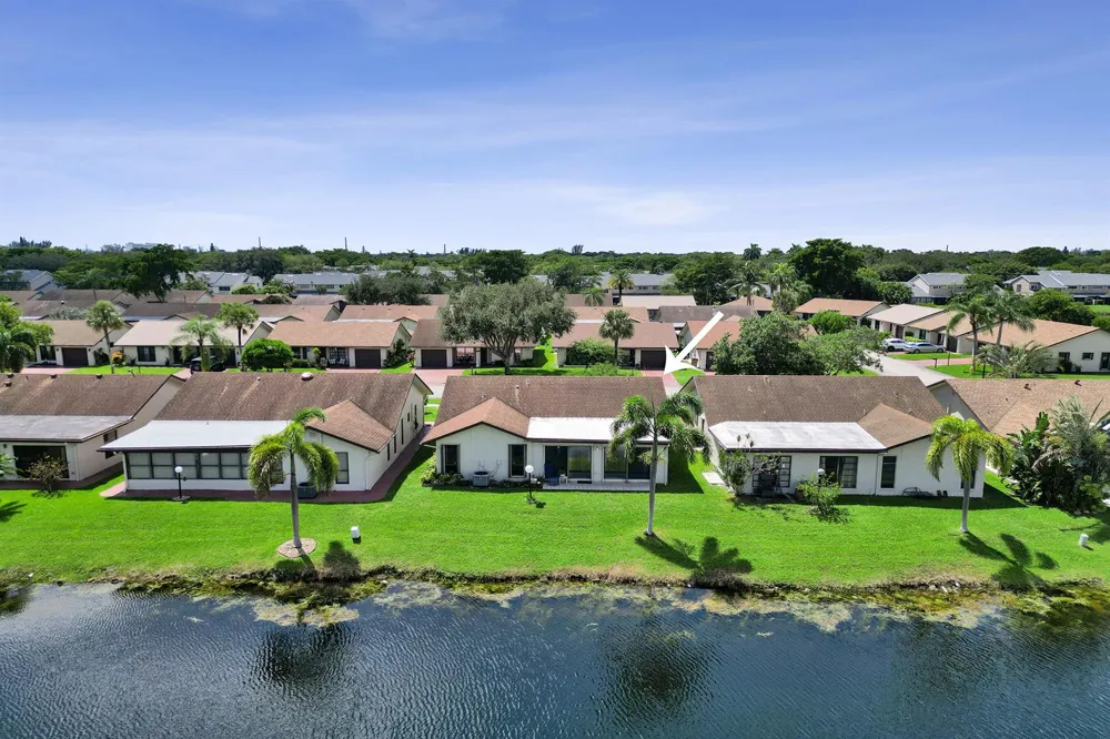 2129 SW 17TH CIRCLE Deerfield Beach, FL 33442