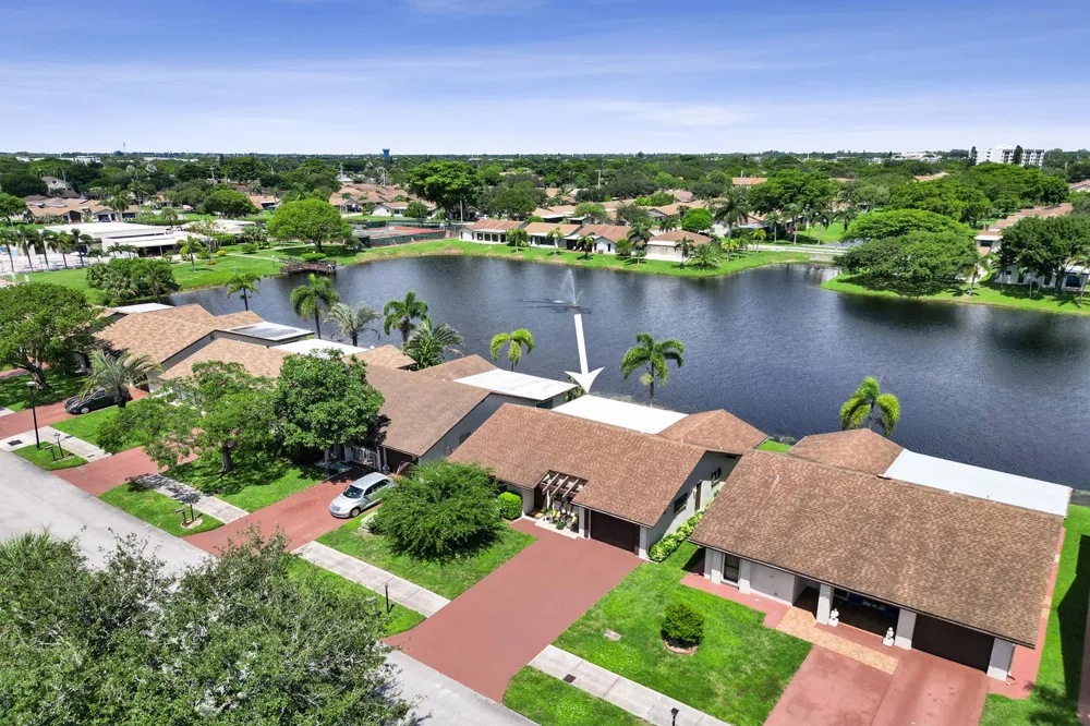 2129 SW 17TH CIRCLE Deerfield Beach, FL 33442