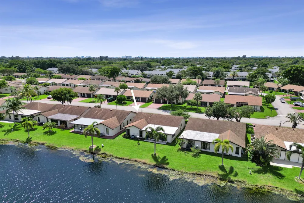 2129 SW 17TH CIRCLE Deerfield Beach, FL 33442