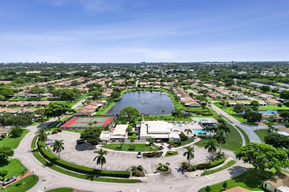 2129 SW 17TH CIRCLE Deerfield Beach, FL 33442