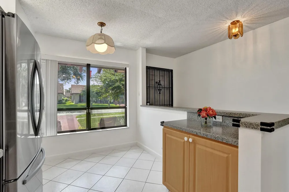 2129 SW 17TH CIRCLE Deerfield Beach, FL 33442