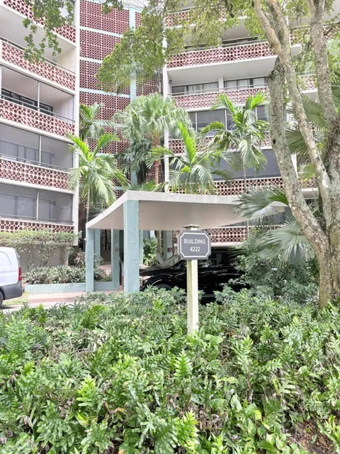 4222 INVERRARY BOULEVARD #4609