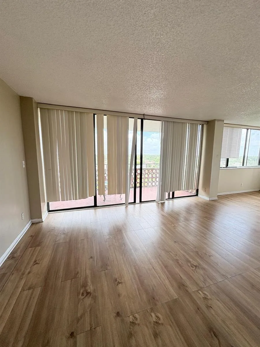 4222 INVERRARY BOULEVARD #4609 Lauderhill, FL 33319