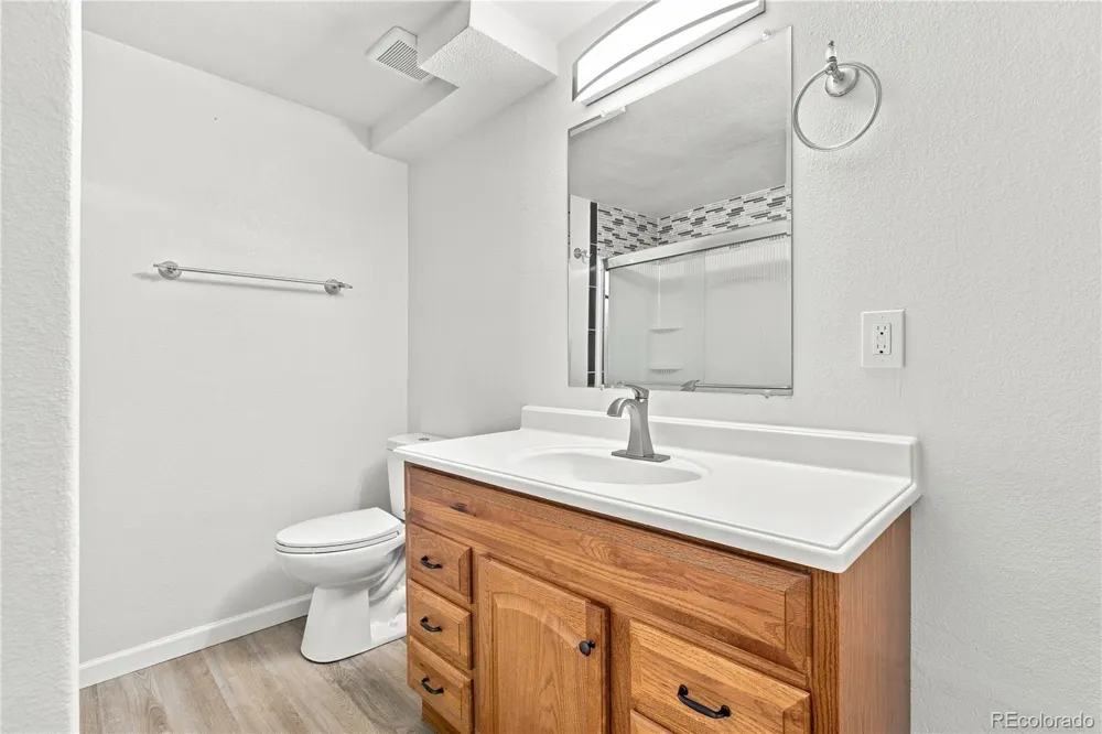 1498 S Bahama Street Aurora, CO 80017