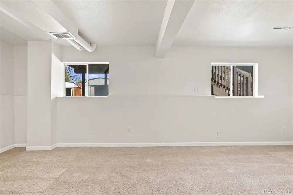 1498 S Bahama Street Aurora, CO 80017
