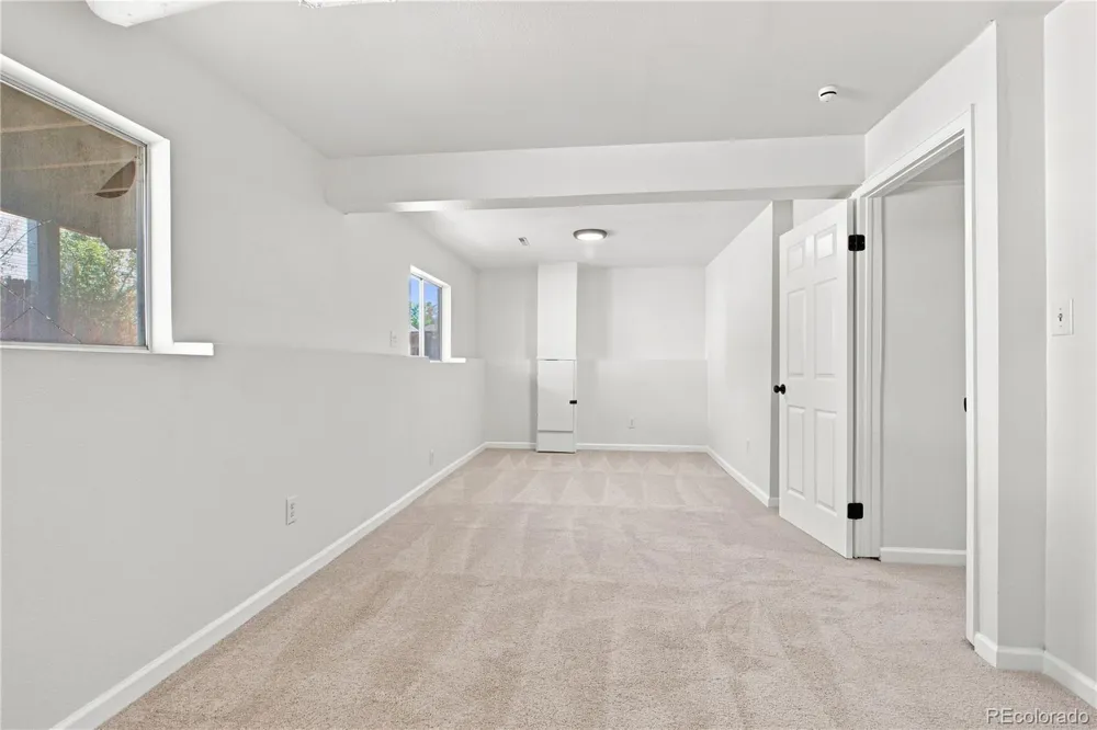 1498 S Bahama Street Aurora, CO 80017