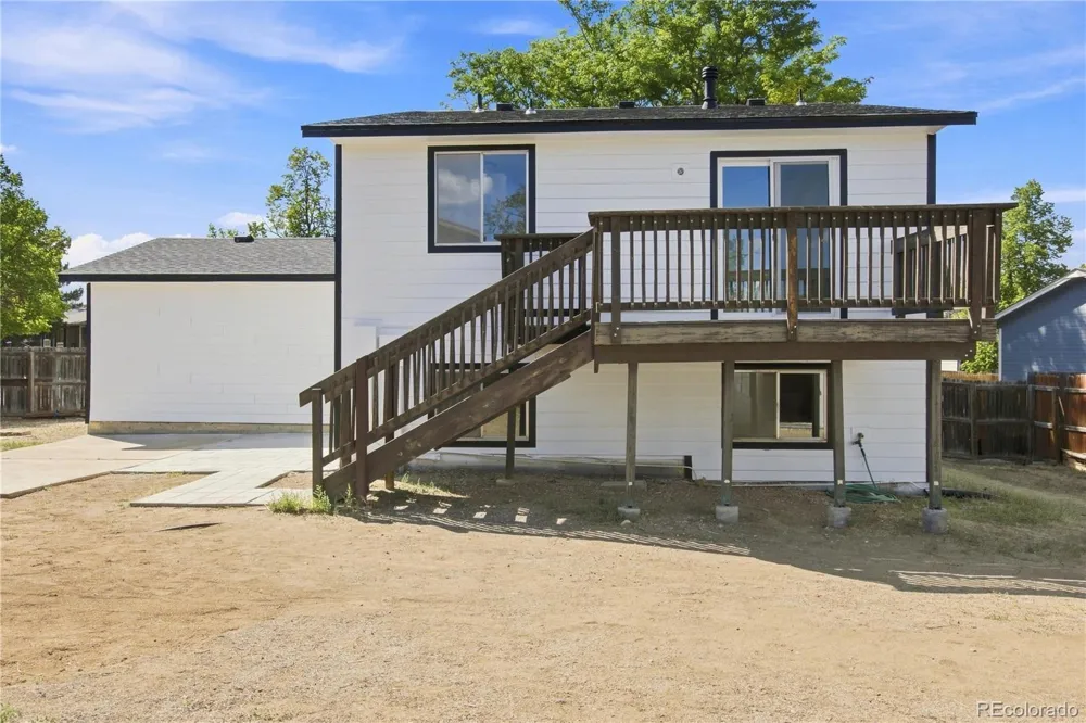 1498 S Bahama Street Aurora, CO 80017