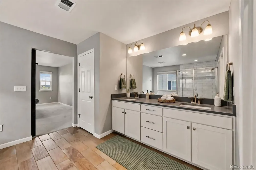 27645 E Geddes Place Aurora, CO 80016
