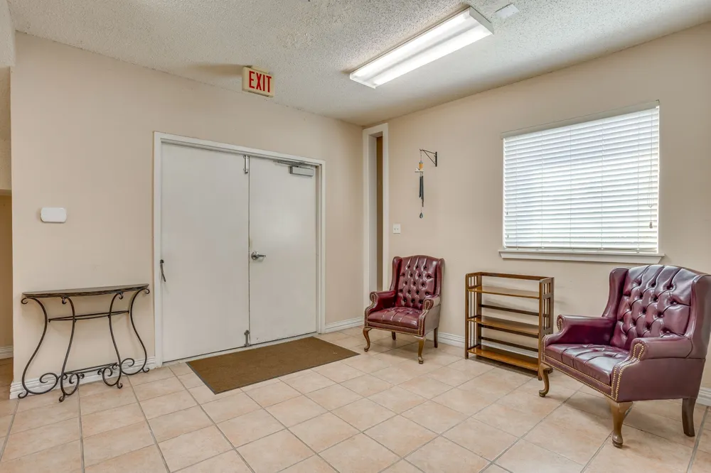 1415 E Belt Line Road Carrollton, TX 75006