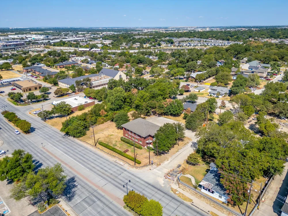 1415 E Belt Line Road Carrollton, TX 75006