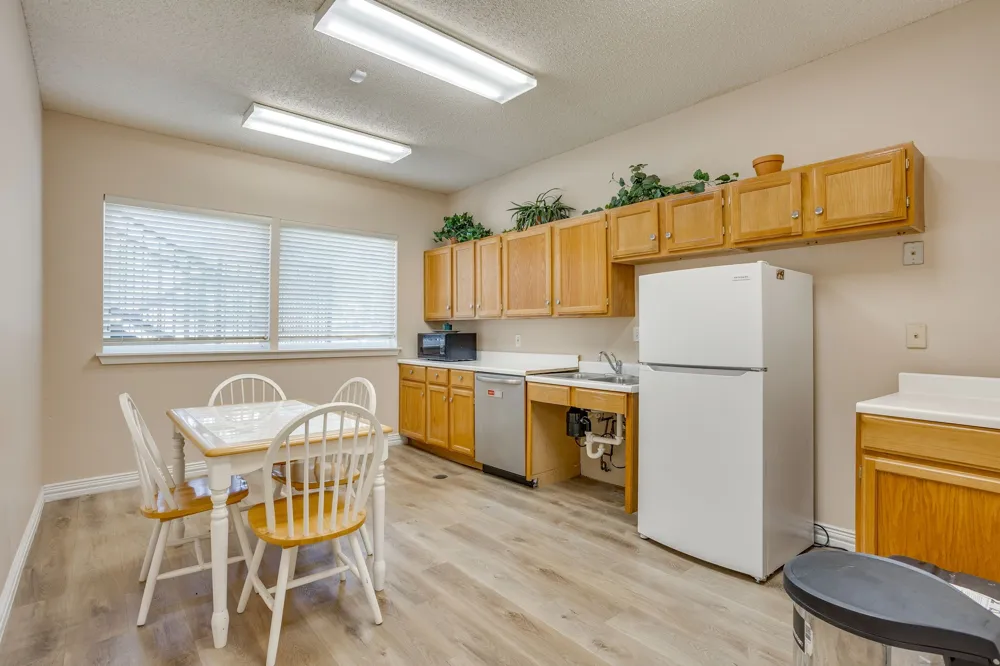 1415 E Belt Line Road Carrollton, TX 75006
