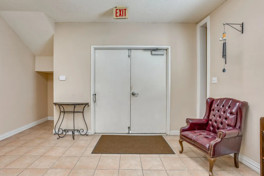1415 E Belt Line Road Carrollton, TX 75006
