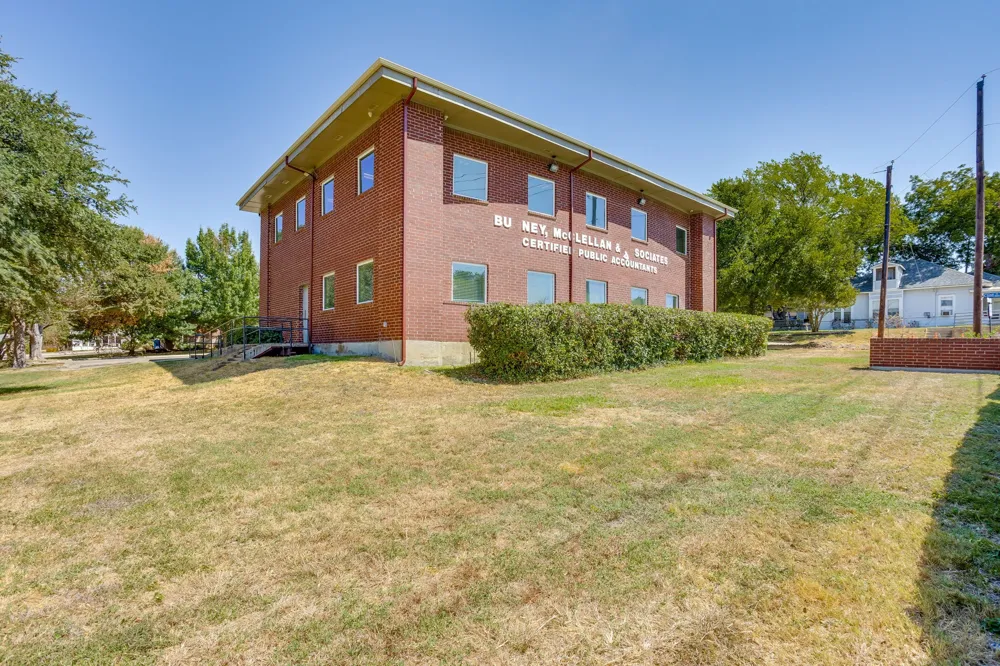 1415 E Belt Line Road Carrollton, TX 75006
