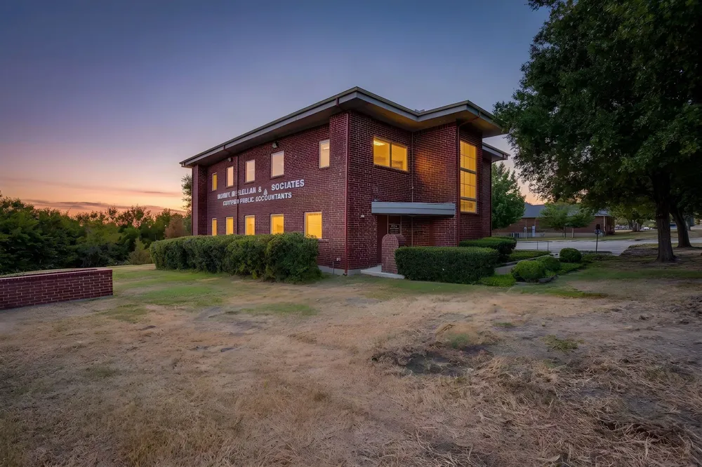 1415 E Belt Line Road Carrollton, TX 75006
