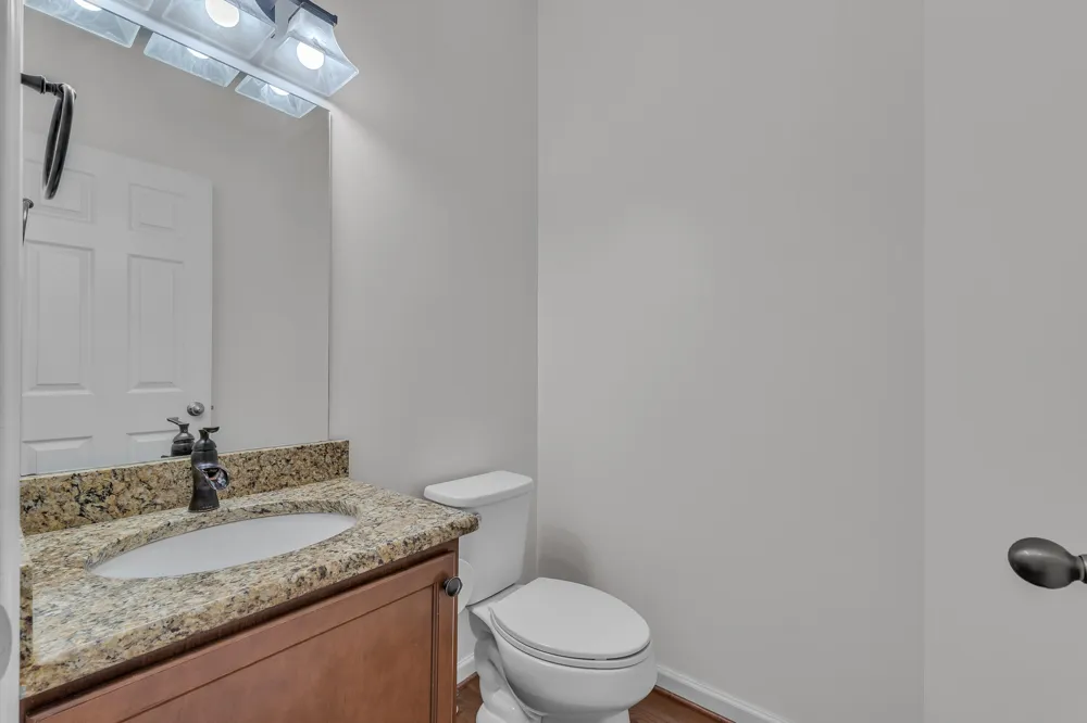 2703 Riversedge Drive #106 Saline, MI 48176