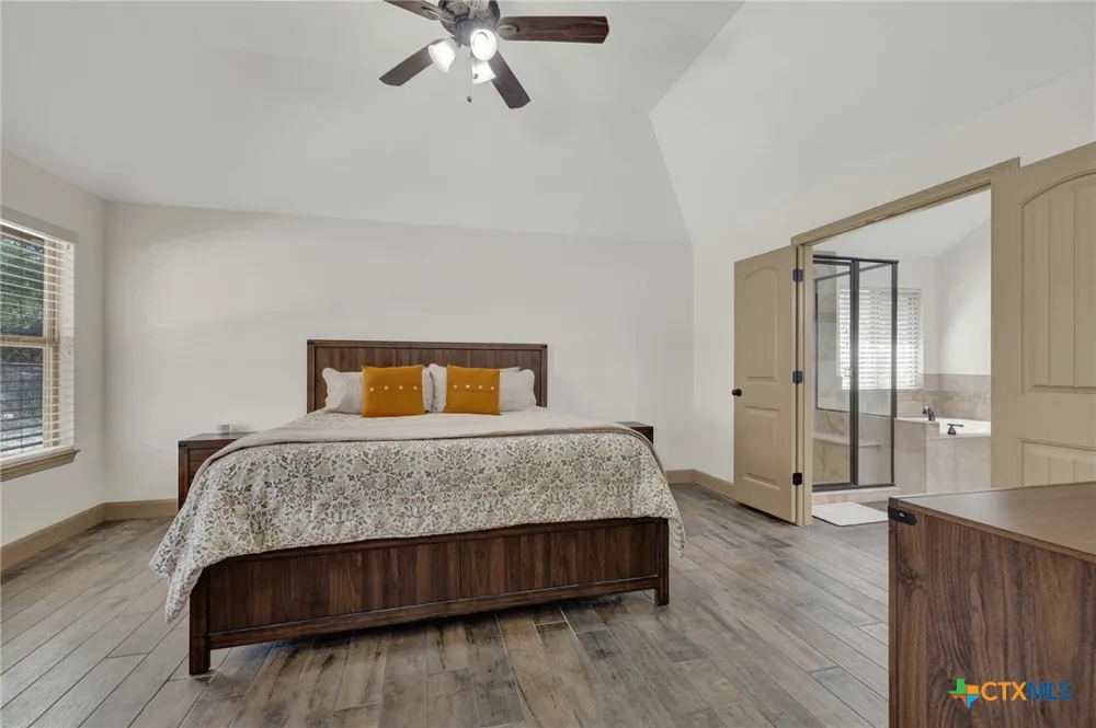 1184 Summit Bluff Canyon Lake, TX 78133