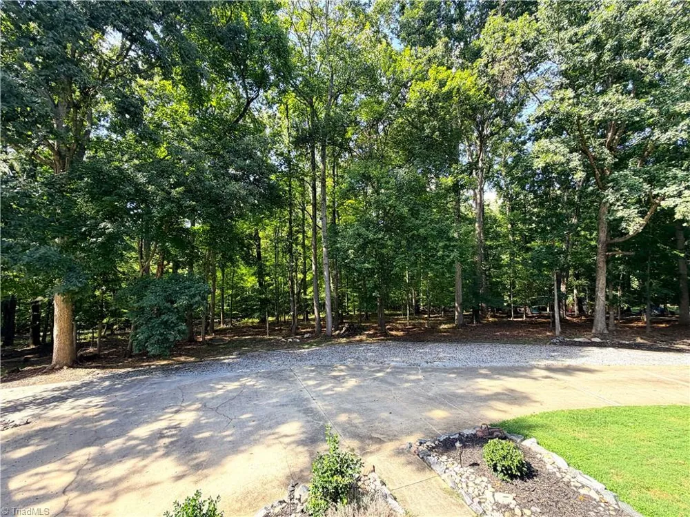 3950 Cole Avenue High Point, NC 27265